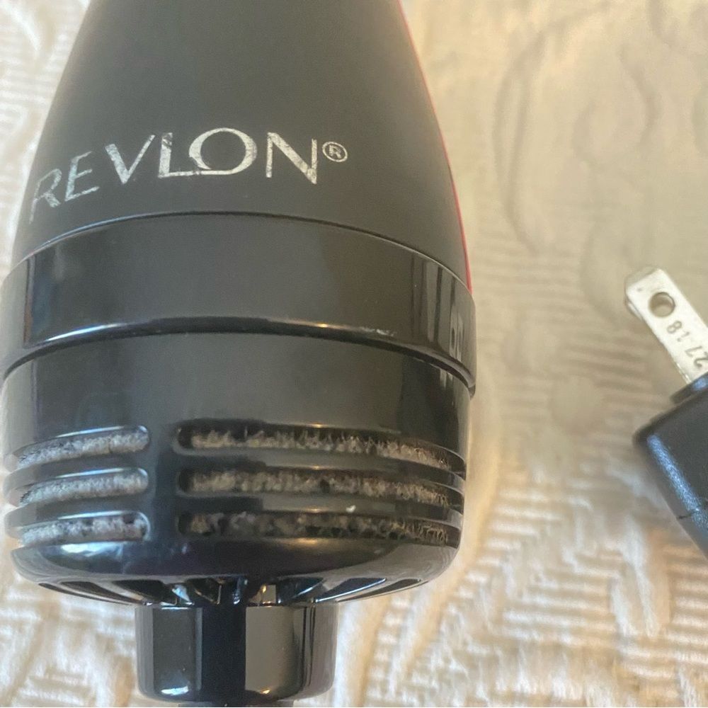 Revlon One-Step Volumizer Original 1.0 Hair Dryer and Hot Air Brush - Picture 6 of 7